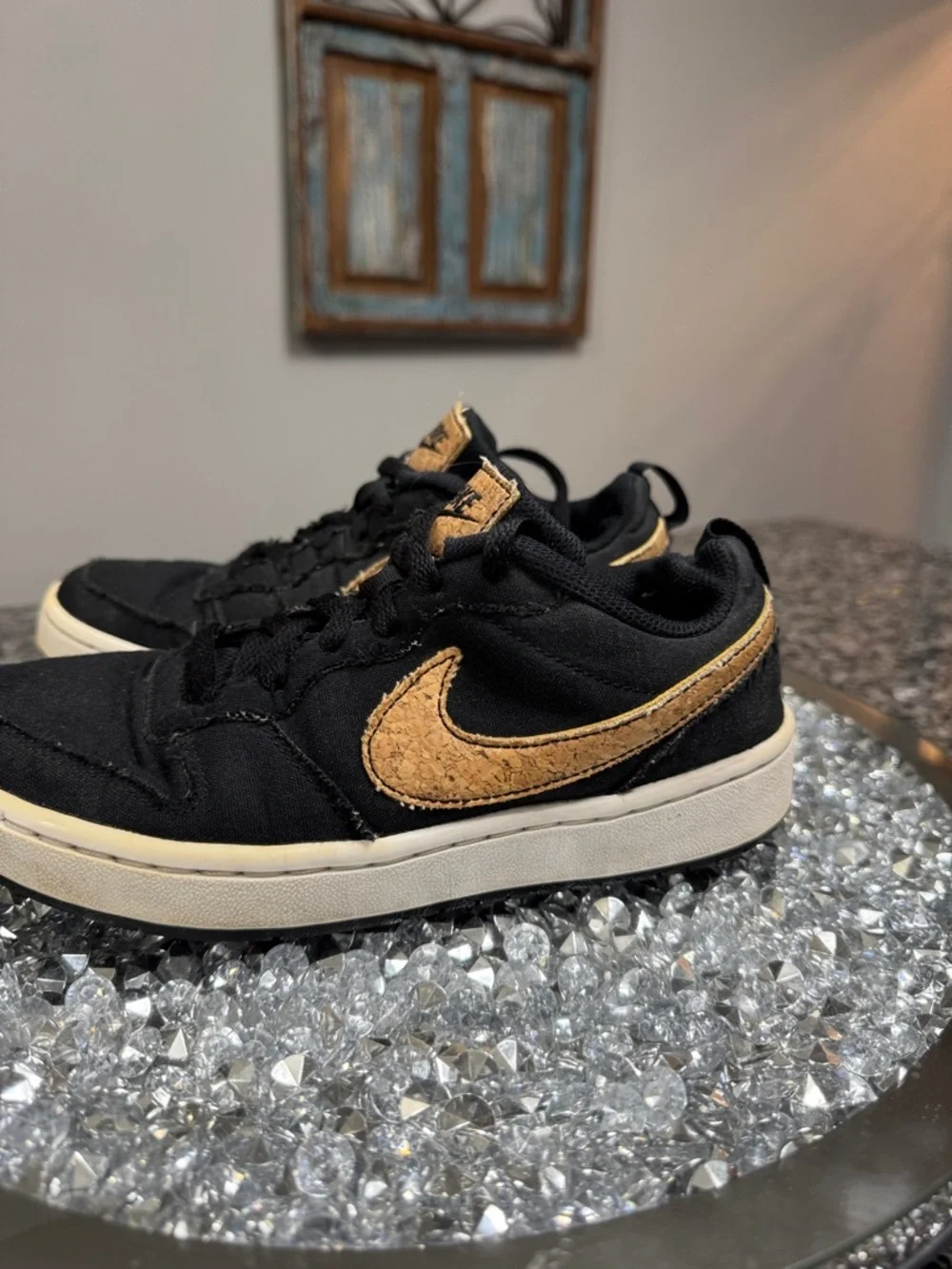 Nike Black and Tan cork leather Low-Top Sneakers 5Y